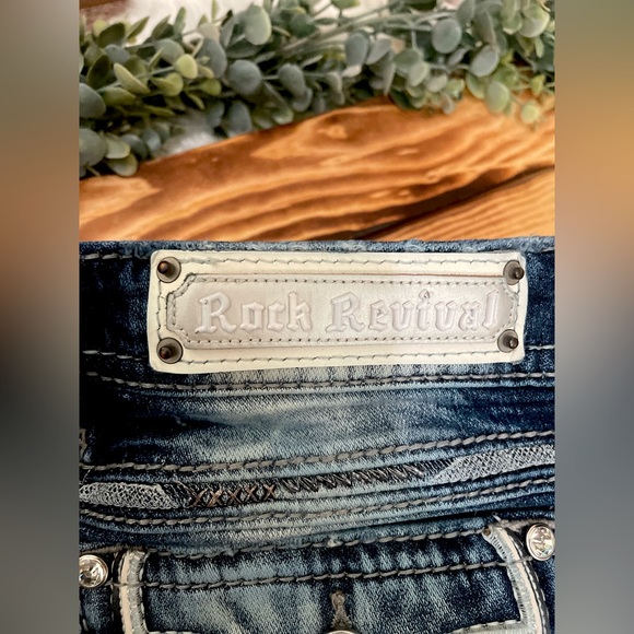 Rock Revival Pilkin Mid Rise Skinny Jeans - Picture 4 of 12